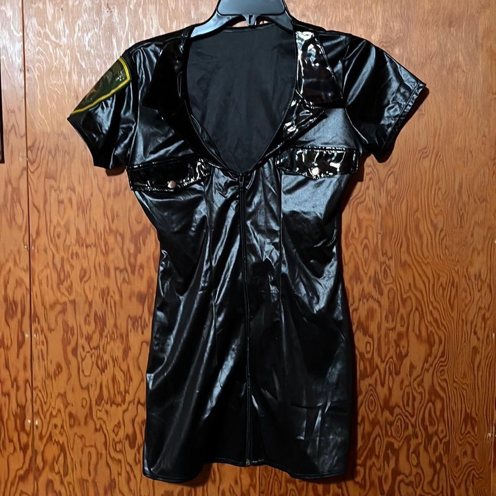 Leg Avenue “Sexy” Sheriff Costume